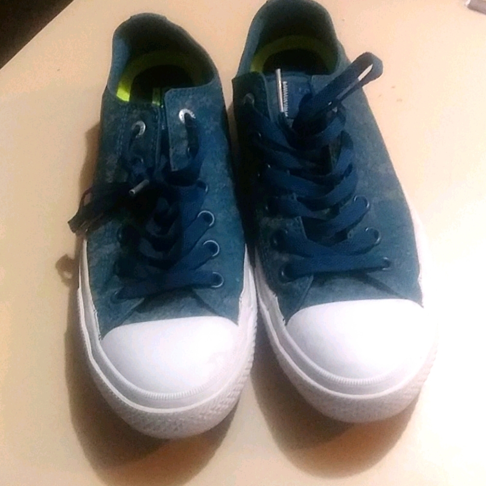 Converse